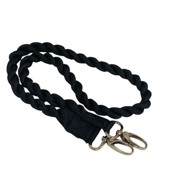 Baskets of Cambodia Wicker Shoulder Bag - Like New - Picture 8 of 10